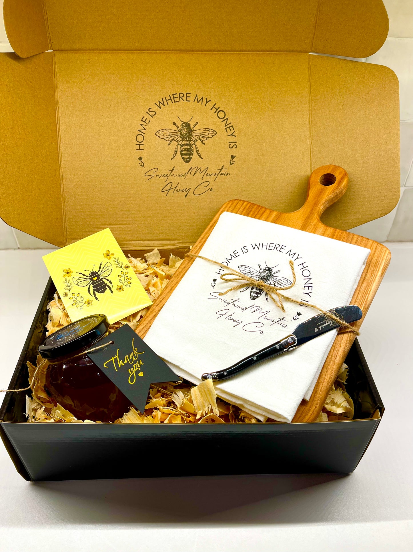 Premium Estate Honey and Charcuterie / Cheese Board Gift Box + Bonus