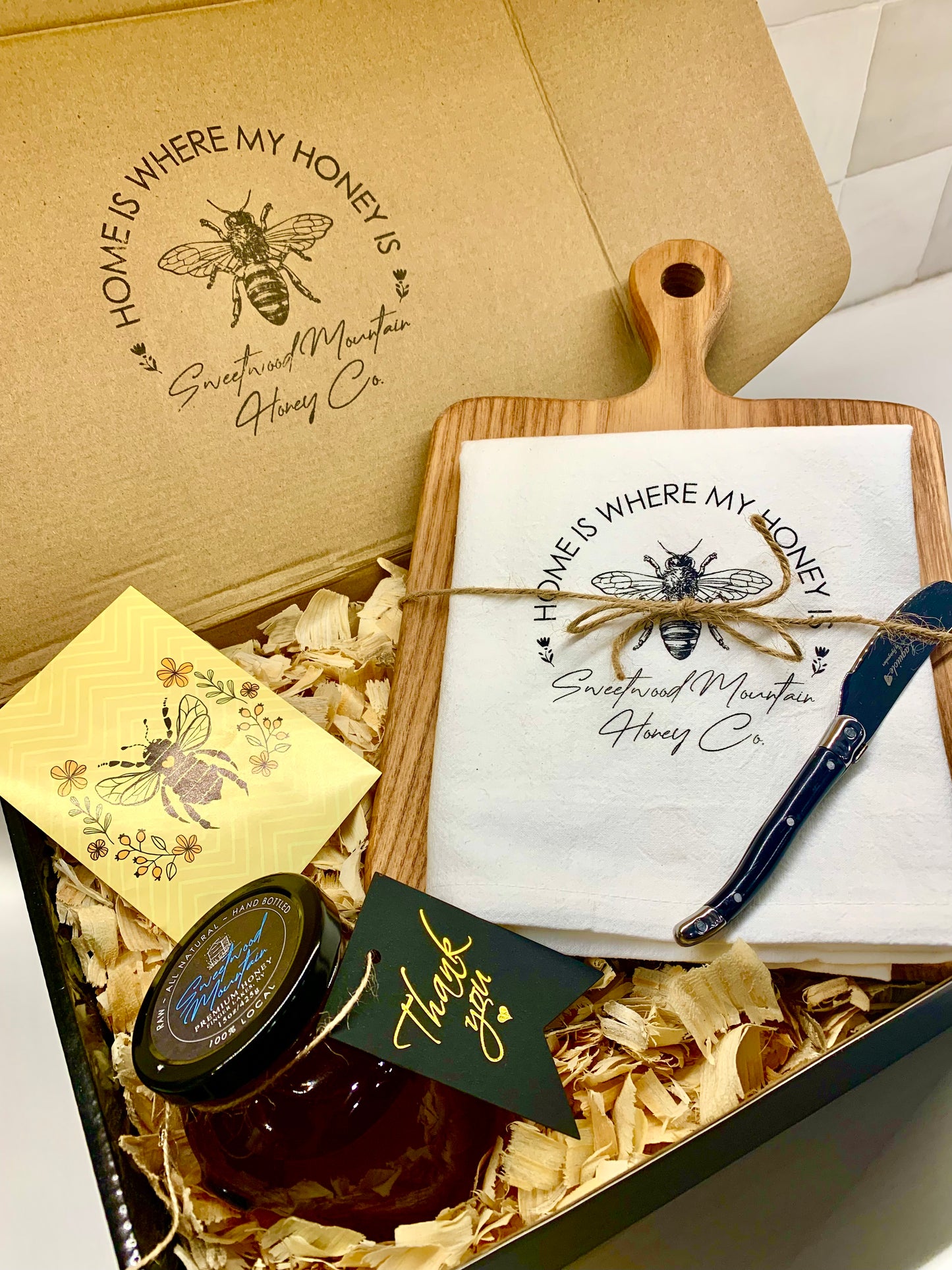 Premium Estate Honey and Charcuterie / Cheese Board Gift Box + Bonus